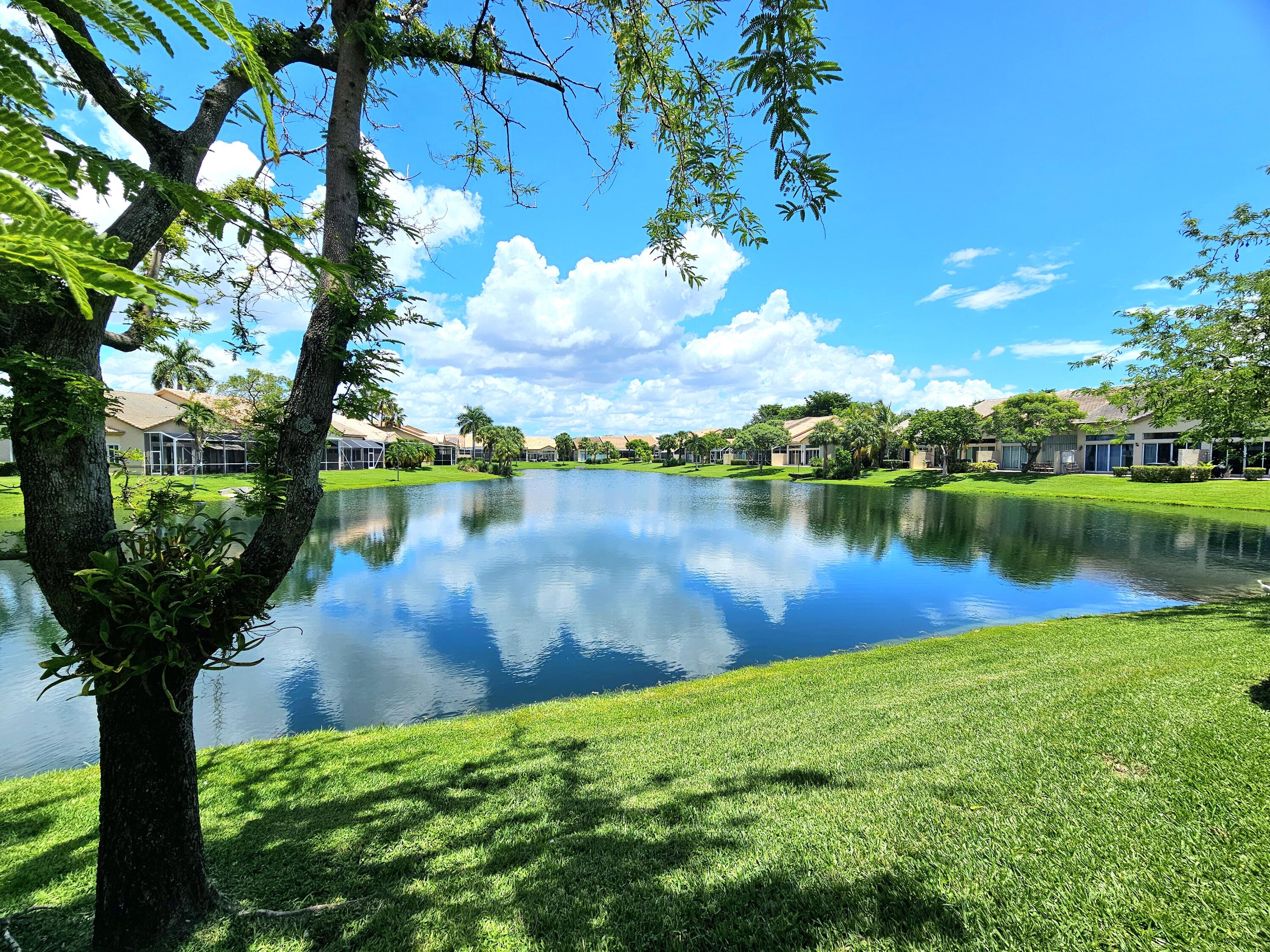 Foto de propiedad en 8149 MADISON LAKES Circle S, Davie, FL 33328 Davie con MLS# 