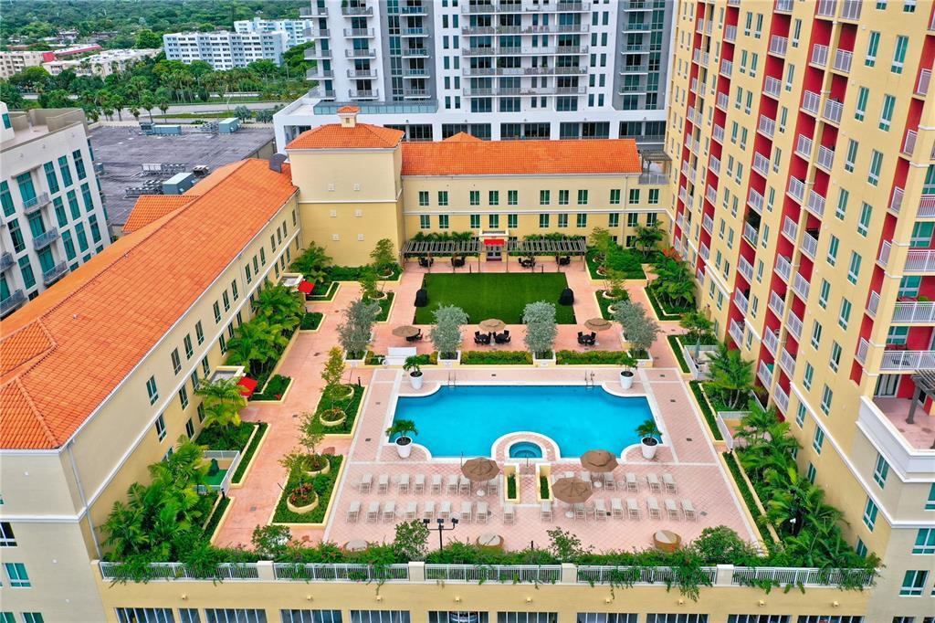 En Venta 7355 SW 89th Street 427N, Miami, FL 33156, Miami, FL 33156