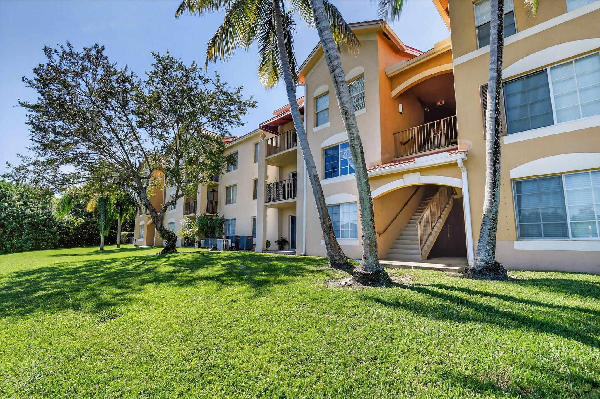 En Venta 4180 San Marino Boulevard 304, West Palm Beach, FL 33409, West Palm Beach, FL 33409