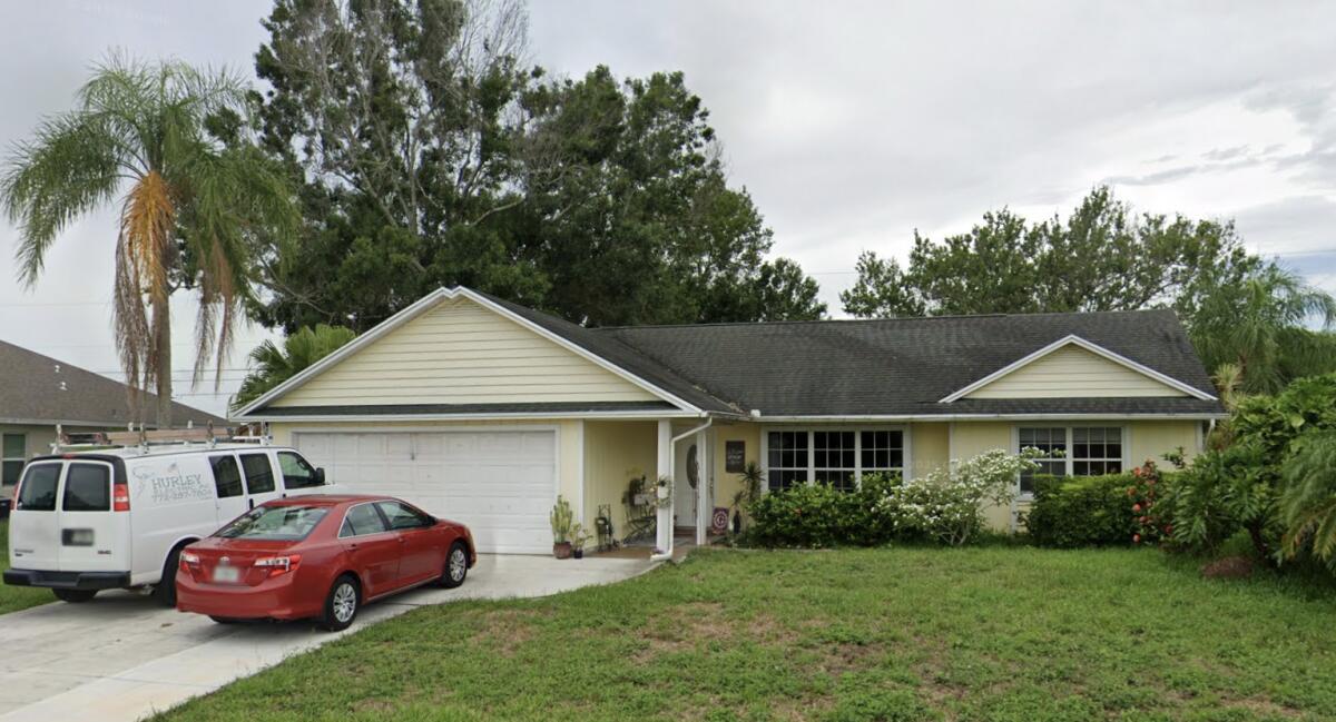 En Venta 6809 NW Dragon Street, Port St. Lucie, FL 34983, Port St. Lucie, FL 34983