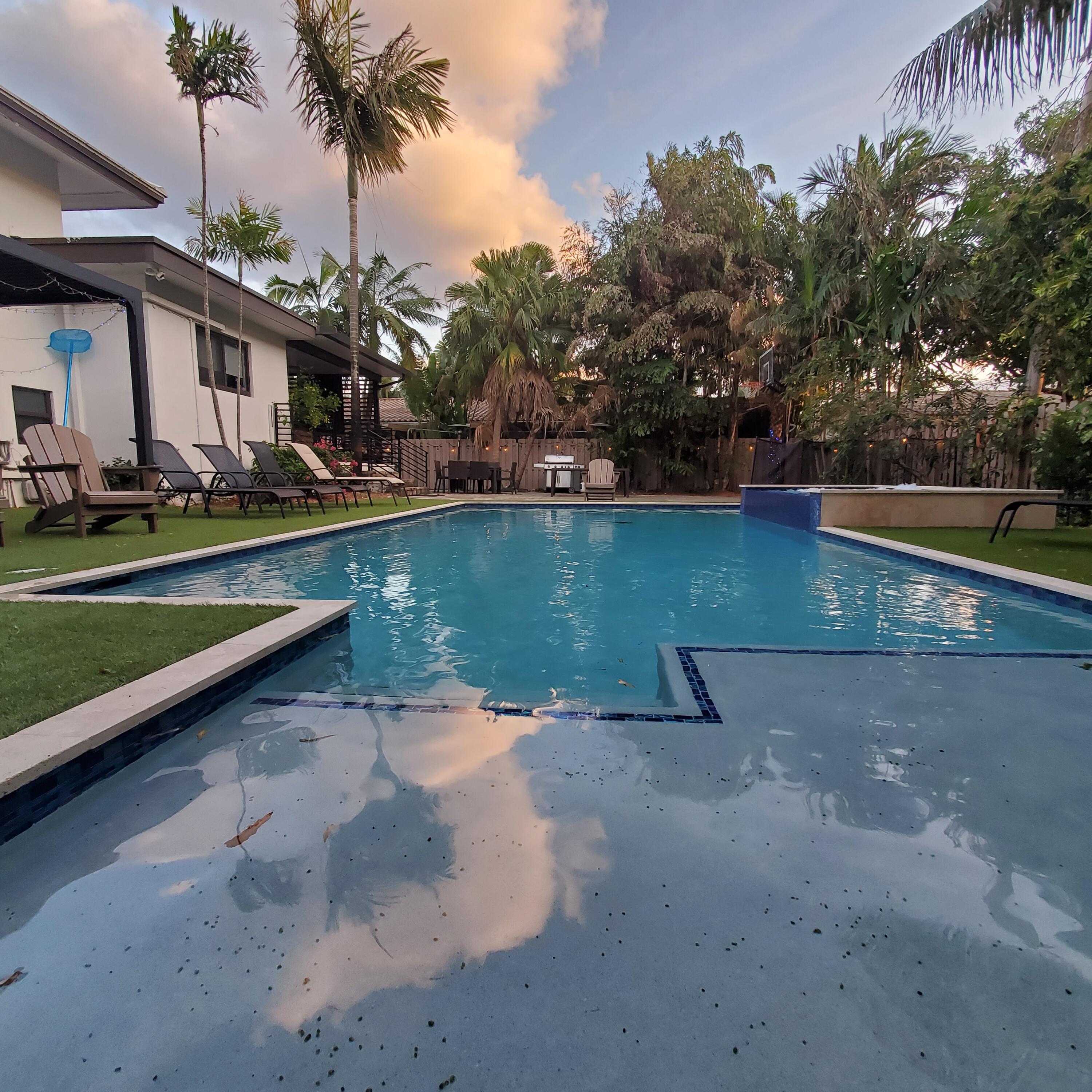 Foto de propiedad en 2009 SE 24 Avenue, Fort Lauderdale, FL 33316 Fort Lauderdale con MLS# 