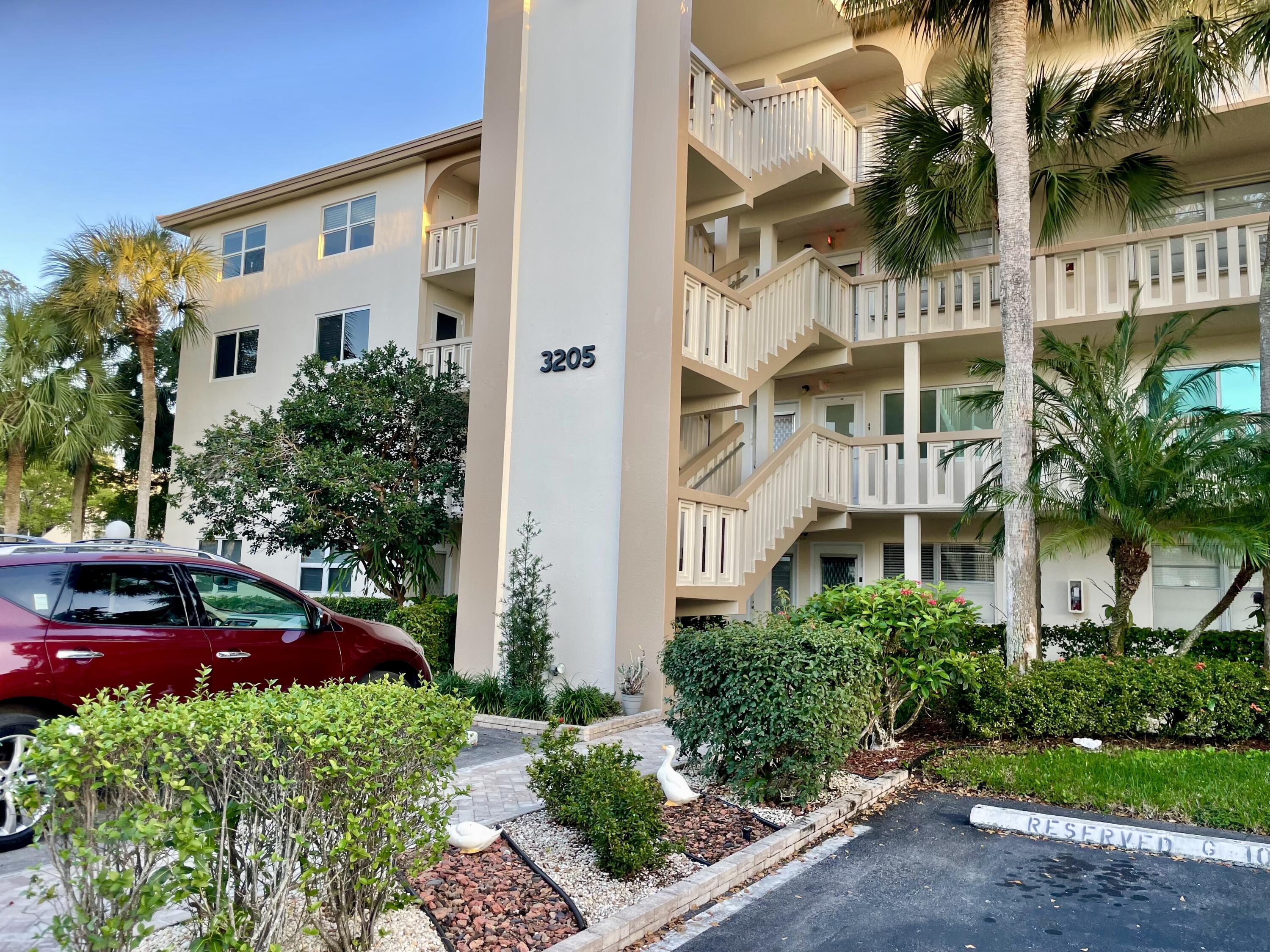 Foto de propiedad en 3205 Portofino Point B4, Coconut Creek, FL 33066 Coconut Creek con MLS# 