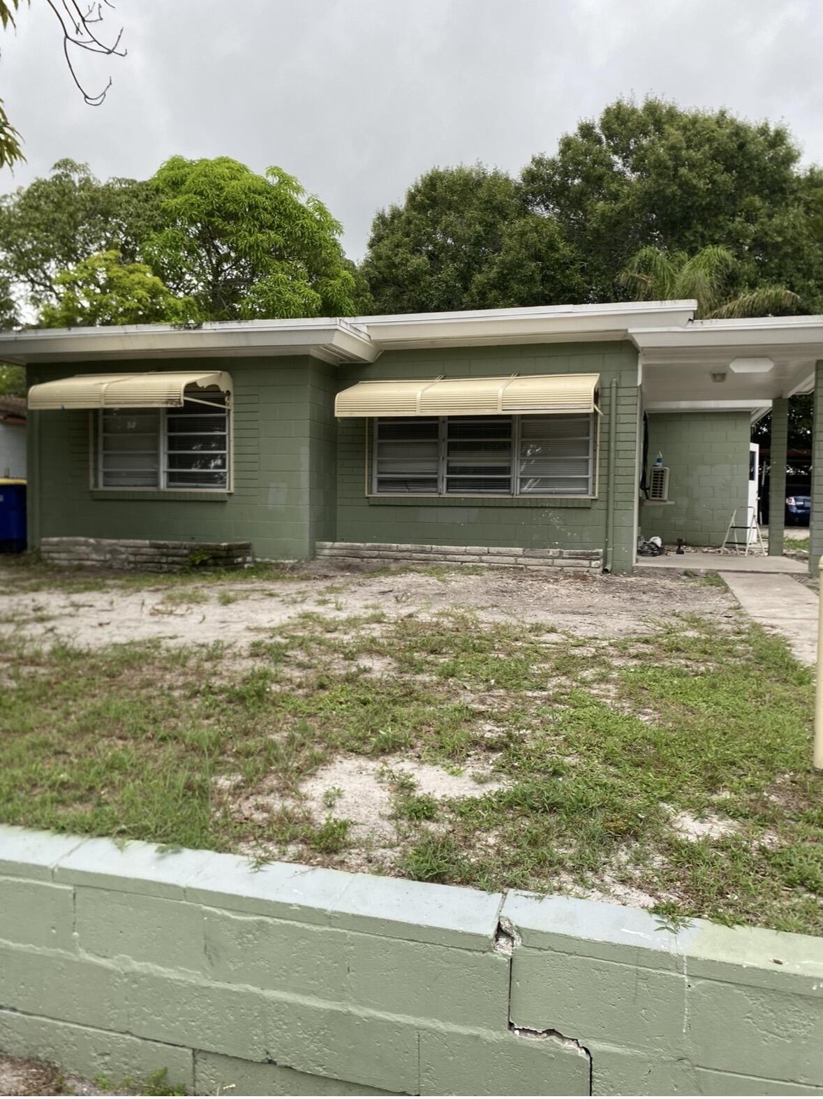En Venta 1025 CHIPOLA Road, Fort Pierce, FL 34950, Fort Pierce, FL 34950