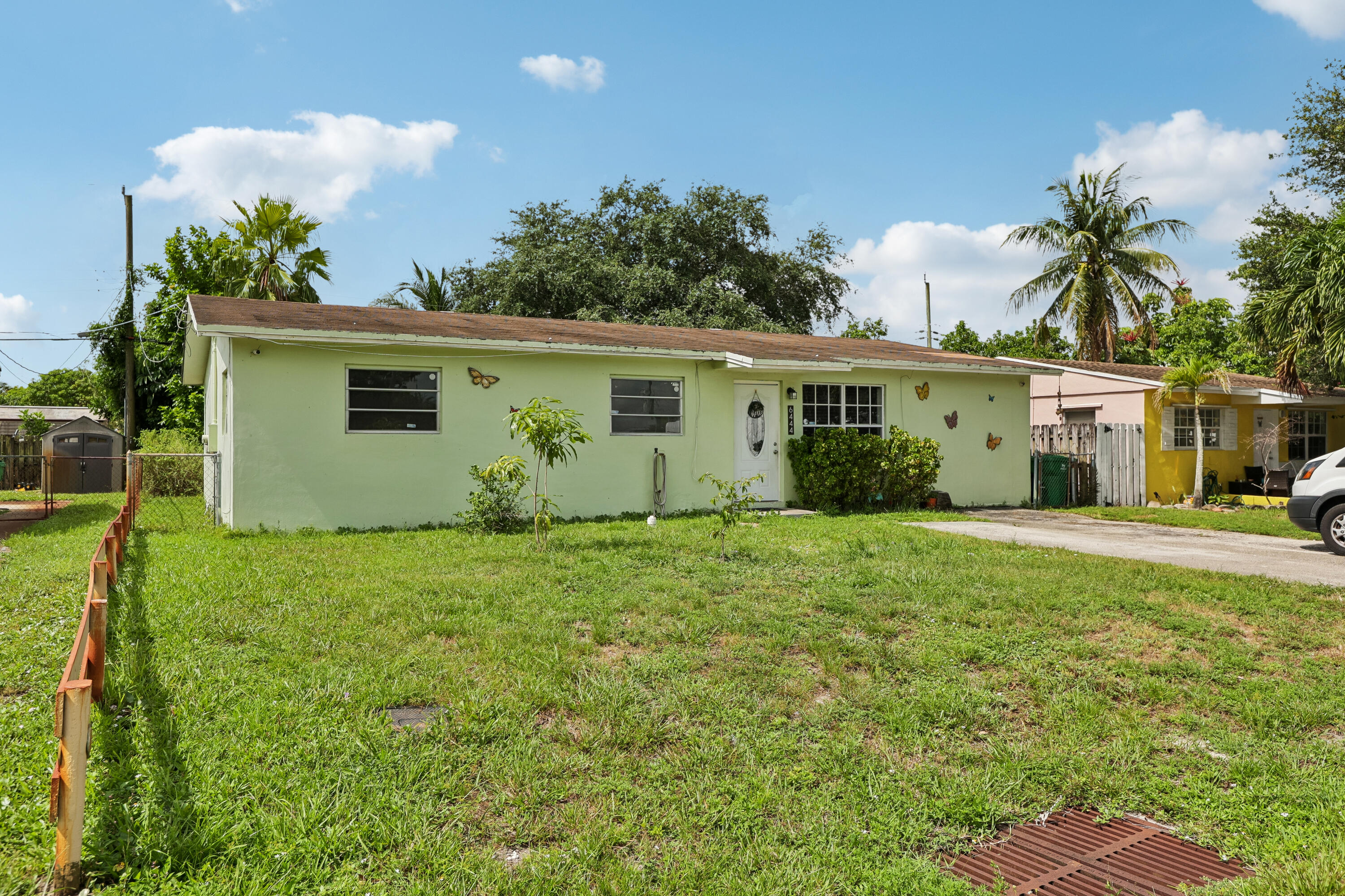 Foto de propiedad en 6444 SW 20TH Court, Miramar, FL 33023 Miramar con MLS# 