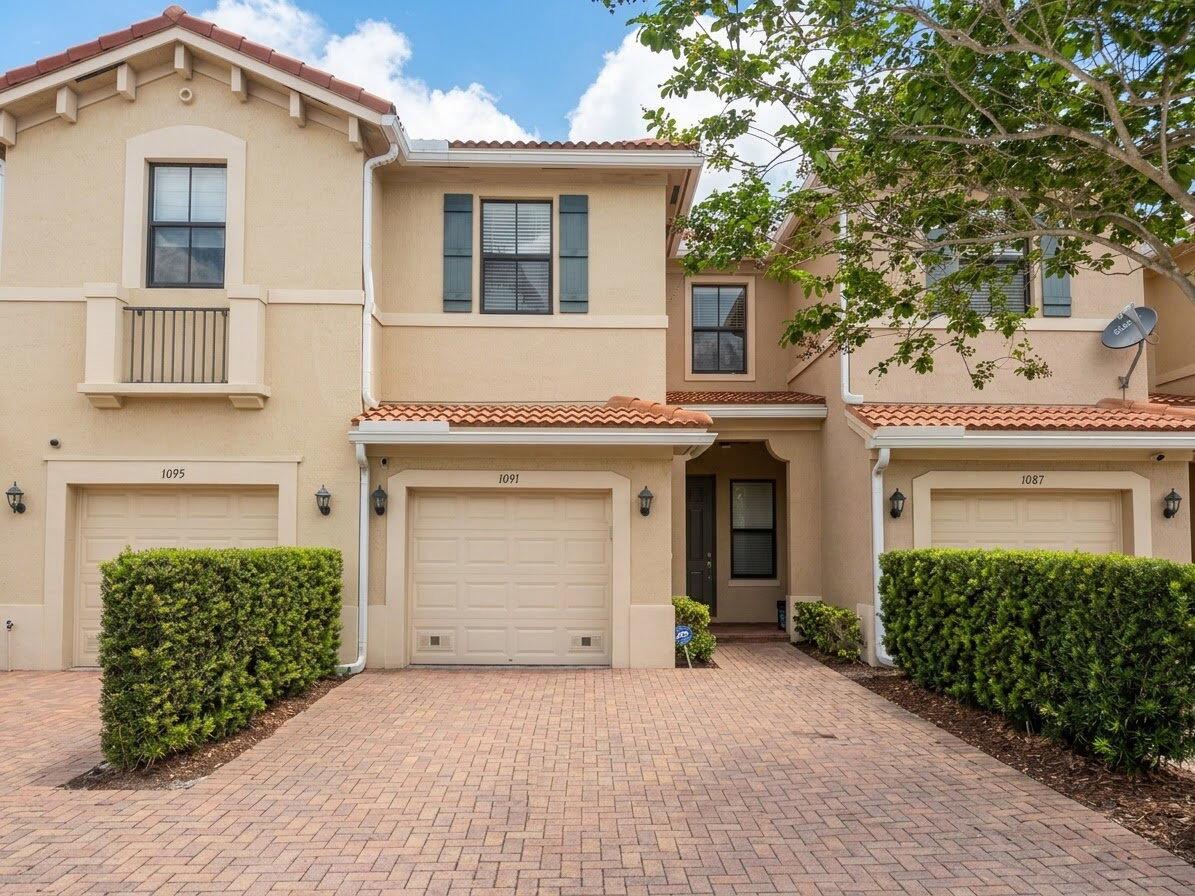 Foto de propiedad en 1091 NW 33RD Street, Pompano Beach, FL 33064 Pompano Beach con MLS# 
