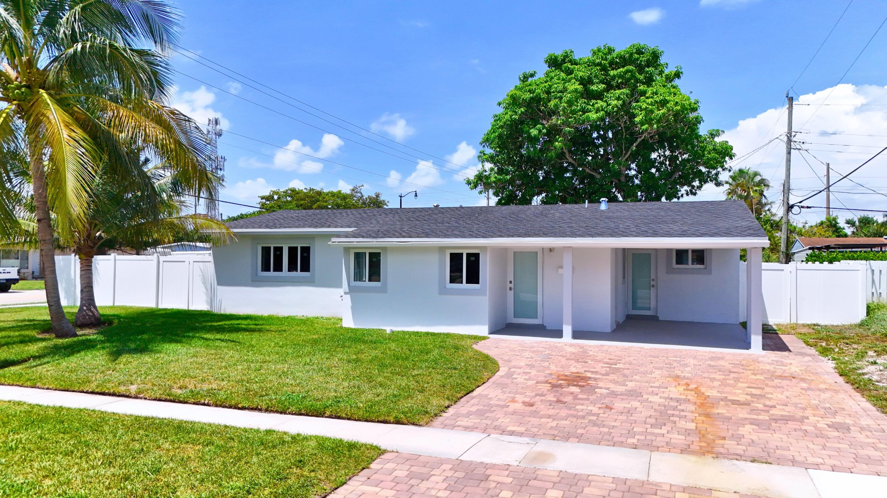 Foto de propiedad en 1441 SW 1ST Terrace, Deerfield Beach, FL 33441 Deerfield Beach con MLS# 