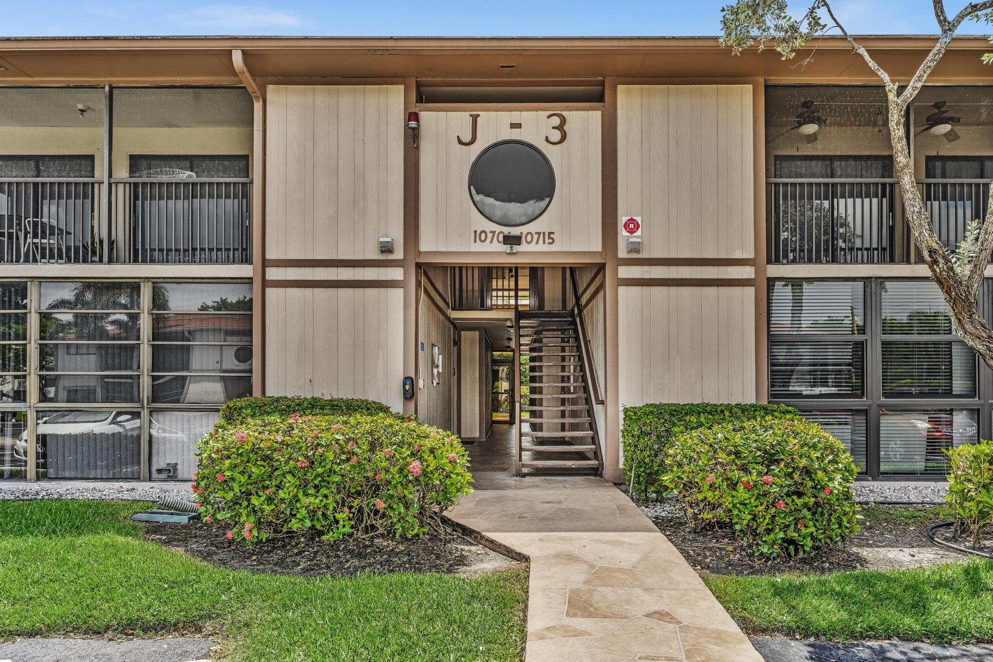 En Venta 10701 W CLAIRMONT Circle 109, Tamarac, FL 33321, Tamarac, FL 33321