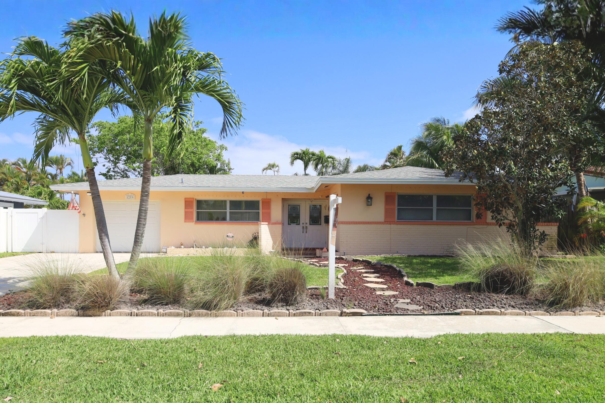 Foto de propiedad en 1259 SW 7th Street, Boca Raton, FL 33486 Boca Raton con MLS# 