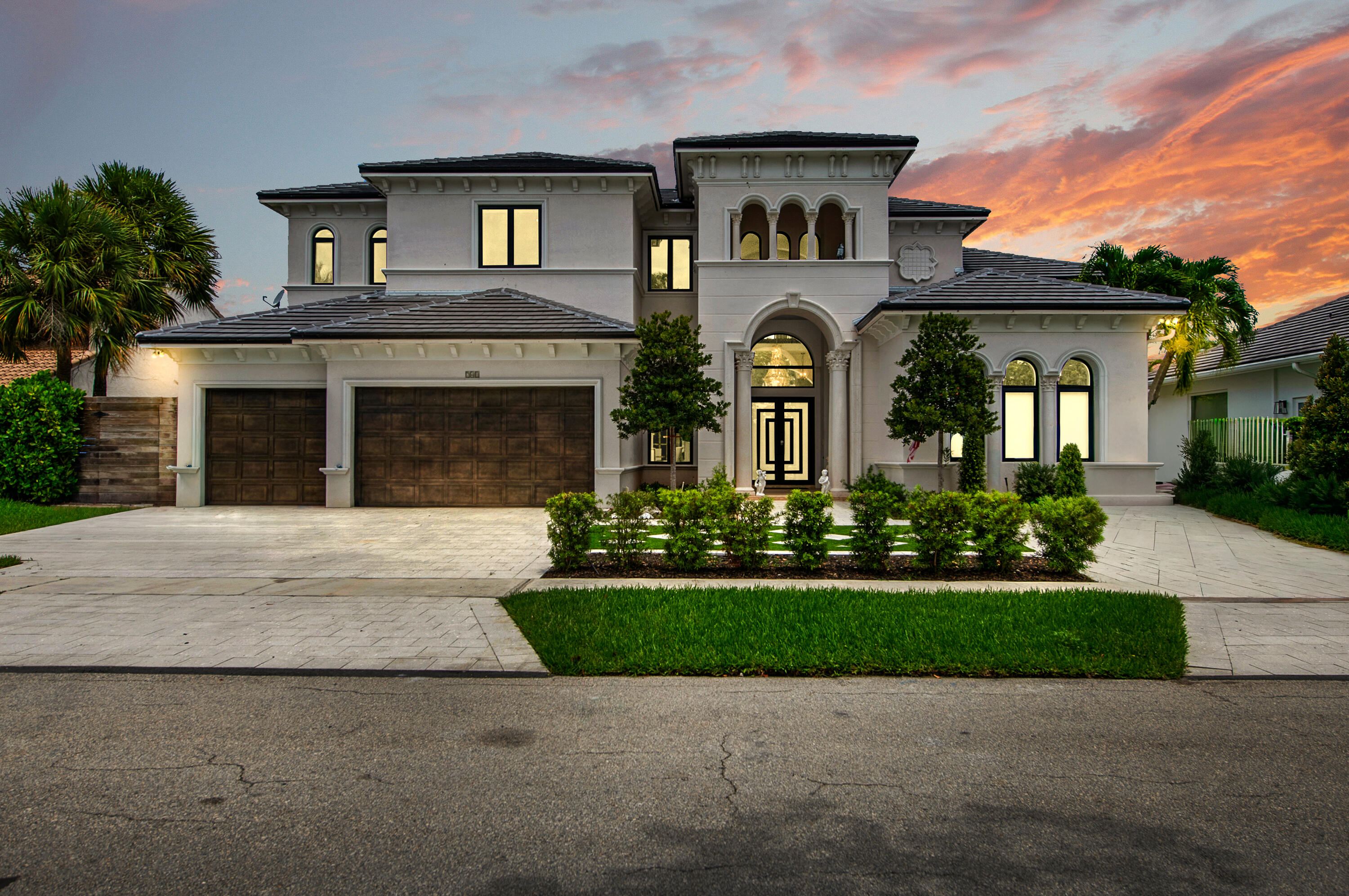 Foto de propiedad en 741 SW 15th Street, Boca Raton, FL 33486 Boca Raton con MLS# 