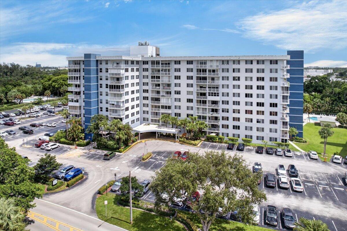 En Venta 4200 Hillcrest Drive 217, Hollywood, FL 33021, Hollywood, FL 33021