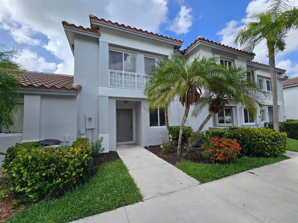 Foto de propiedad en 20873 NW 3RD Lane, Pembroke Pines, FL 33029 Pembroke Pines con MLS# 