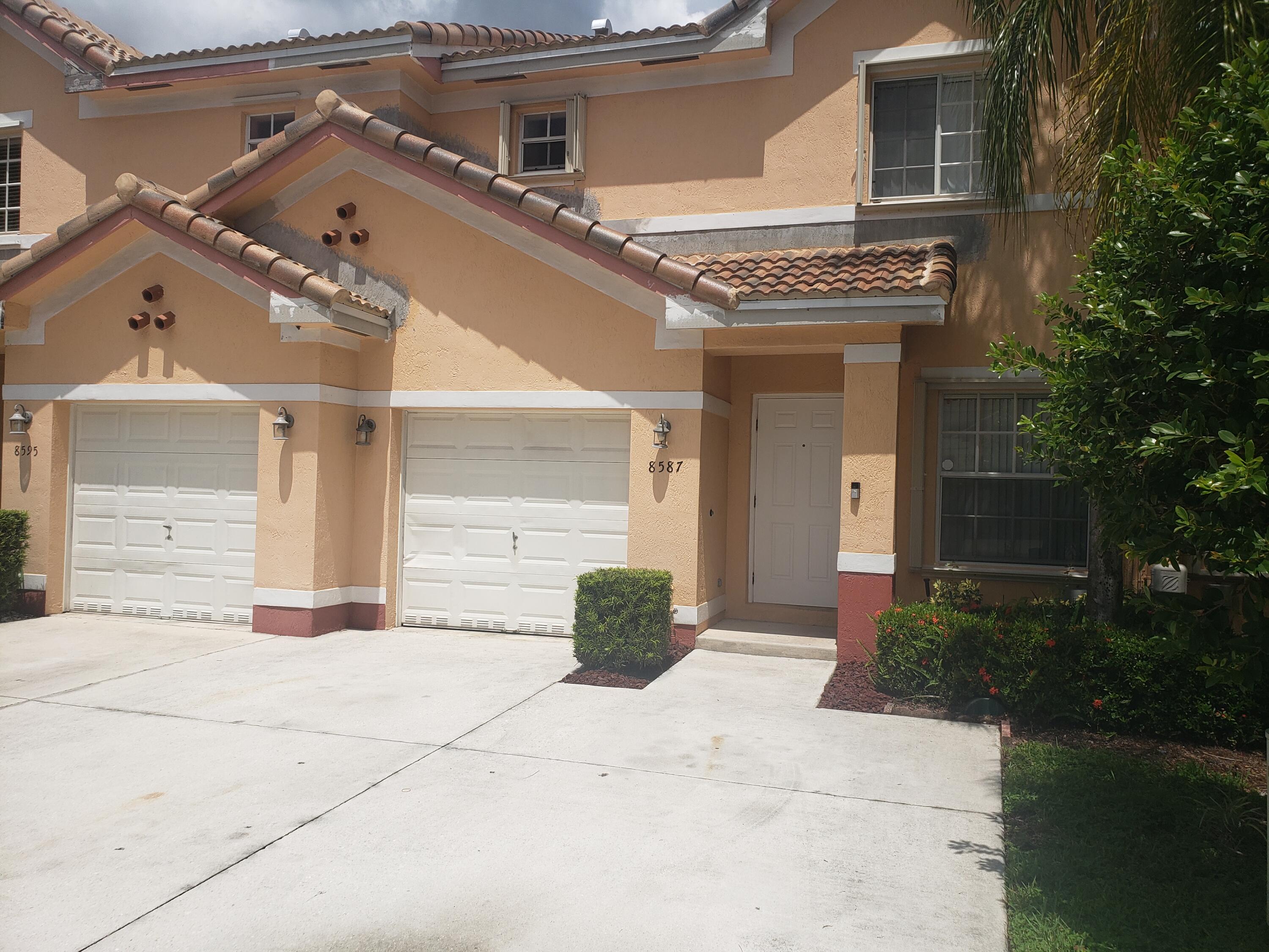 Foto de propiedad en 8587 SW 23RD Court, Miramar, FL 33025 Miramar con MLS# 