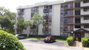 Foto de propiedad en 2701 RIVERSIDE Drive 105-B, Coral Springs, FL 33065 Coral Springs con MLS# 