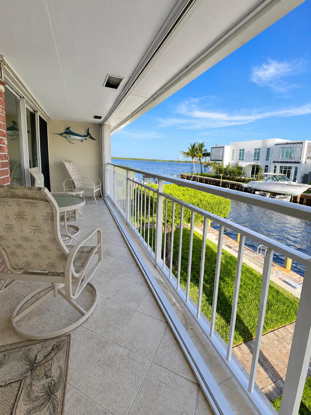 En Renta 68 YACHT CLUB Drive 22, North Palm Beach, FL 33408, North Palm Beach, FL 33408