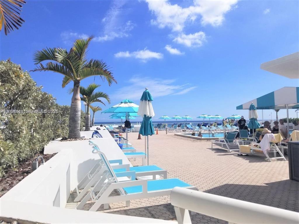 Foto de propiedad en 3140 S OCEAN Drive 210, Hallandale Beach, FL 33009 Hallandale Beach con MLS# 