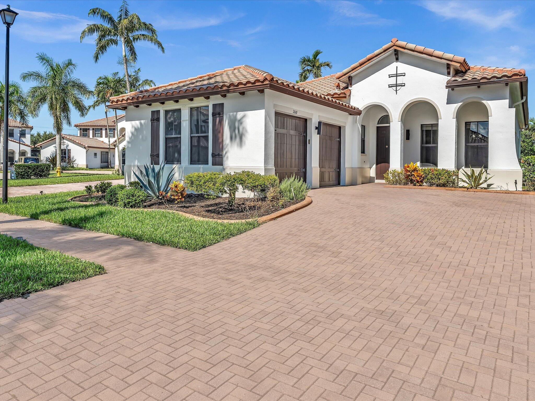 Foto de propiedad en 2680 NW 84TH Way, Cooper City, FL 33024 Cooper City con MLS# 