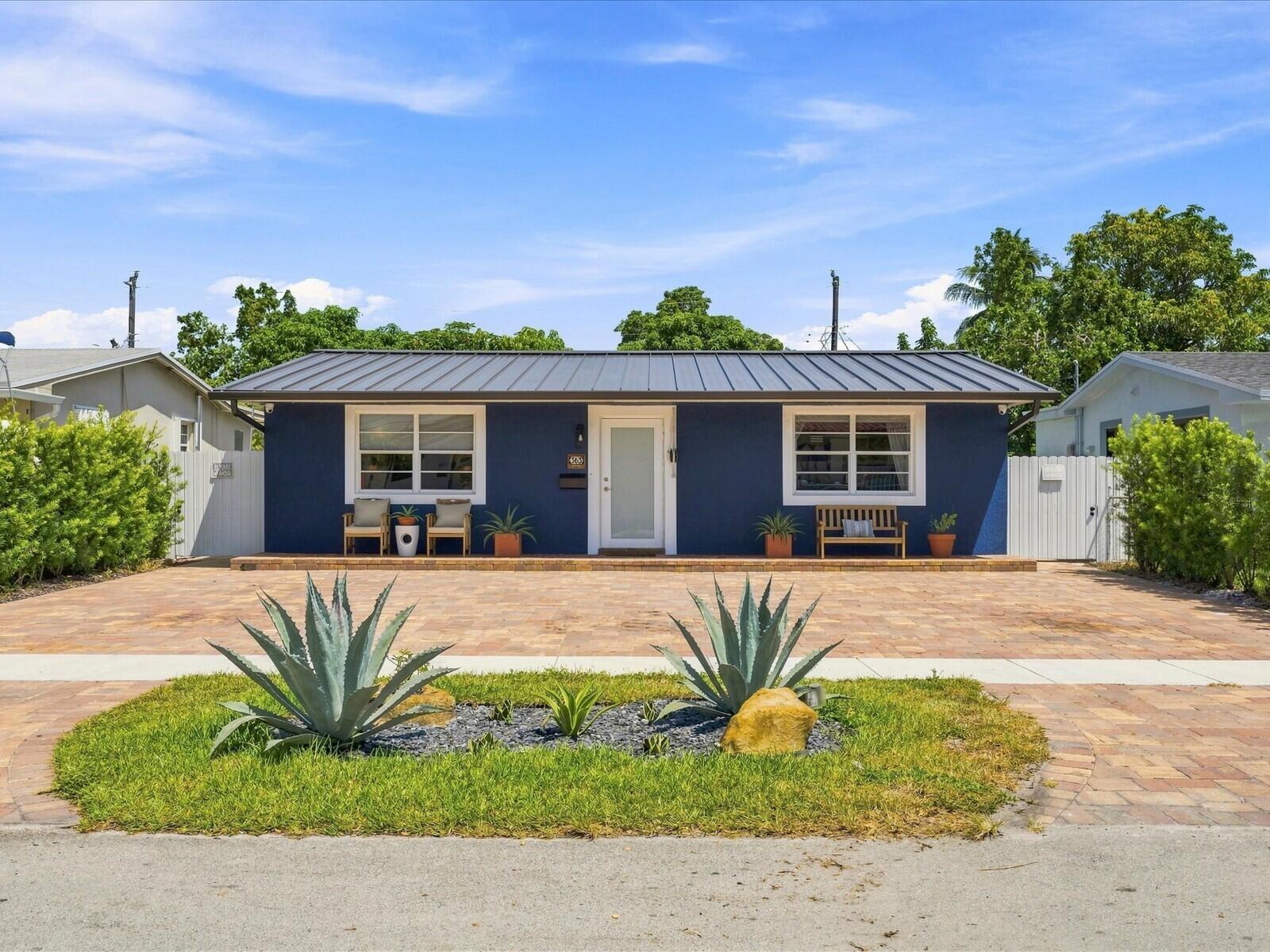 Foto de propiedad en 363 E 62ND Street, Hialeah, FL 33013 Hialeah con MLS# 