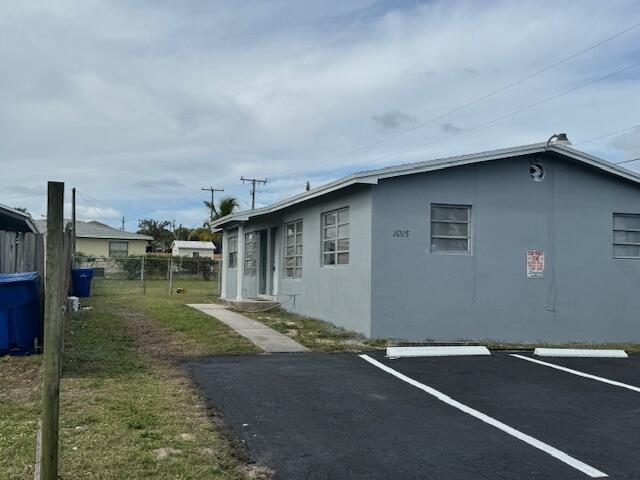 Foto de propiedad en 1015 AVENUE I 1, Riviera Beach, FL 33404 Riviera Beach con MLS# 