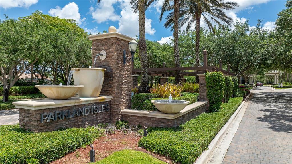 Foto de propiedad en 6272 NW 108TH Way, Parkland, FL 33076 Parkland con MLS# 