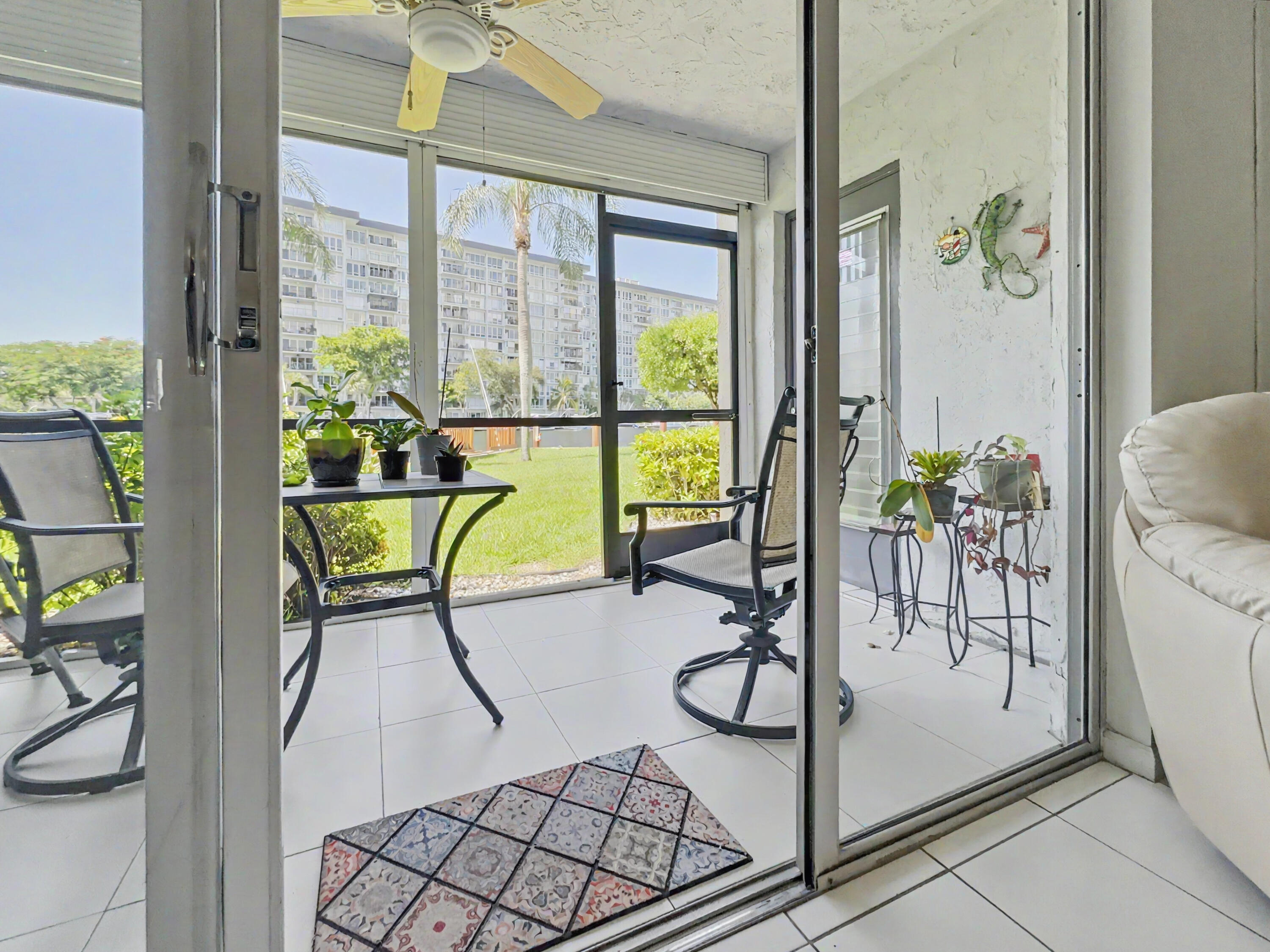 Foto de propiedad en 777 S FEDERAL Highway 108C, Pompano Beach, FL 33062 Pompano Beach con MLS# 