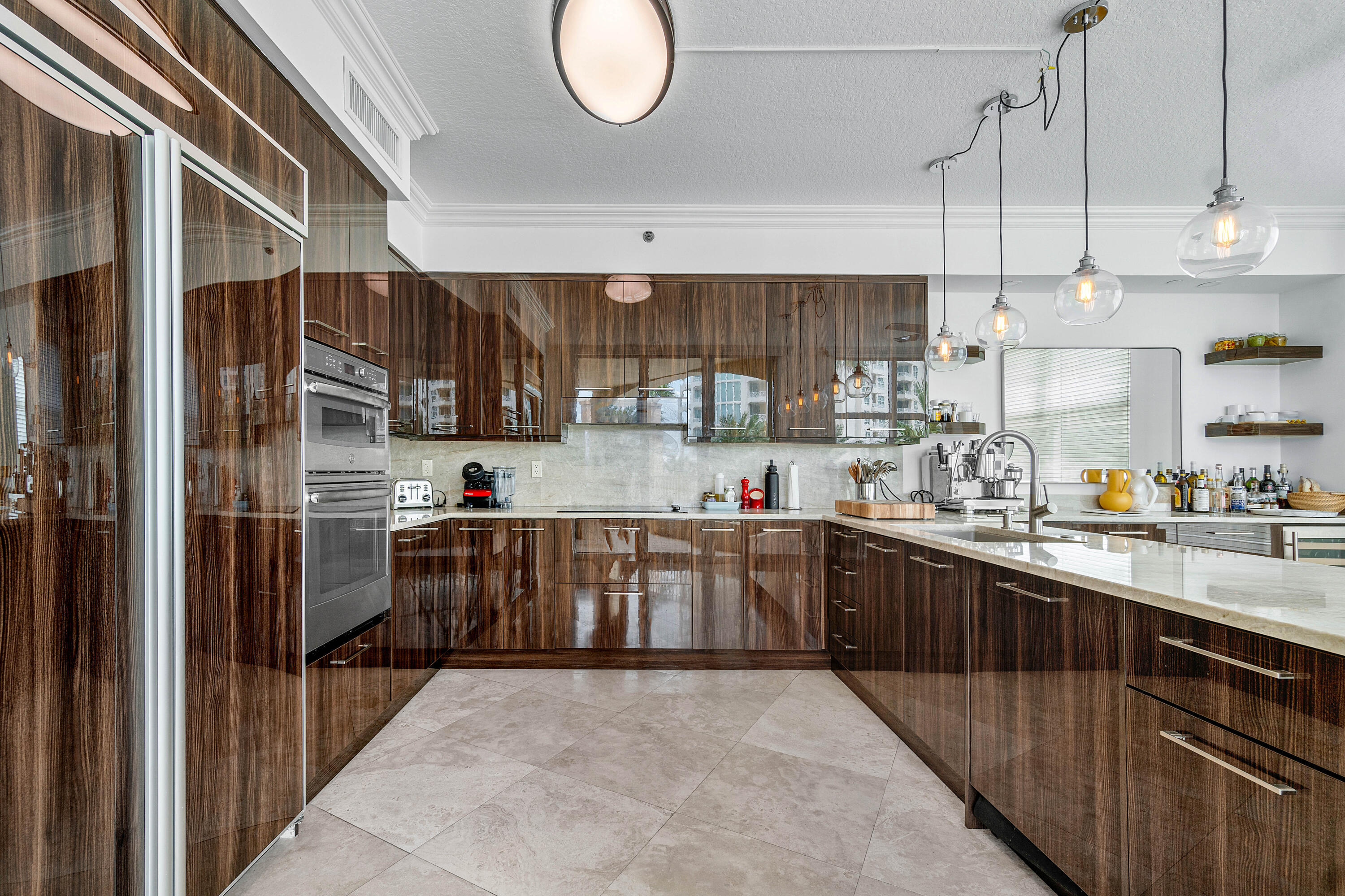 Foto de propiedad en 3740 S Ocean Boulevard 407, Highland Beach, FL 33487 Highland Beach con MLS# 