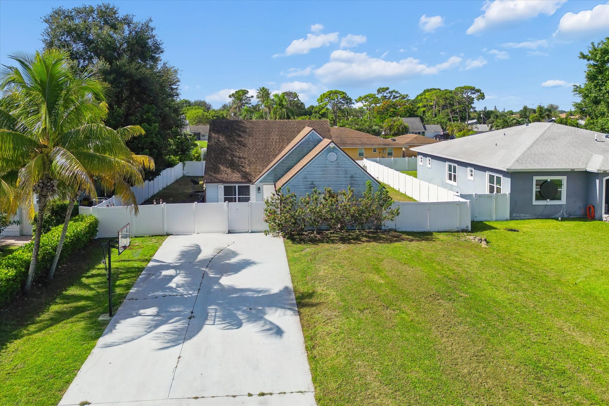 En Venta 5414 SUNRISE Boulevard, Delray Beach, FL 33484, Delray Beach, FL 33484