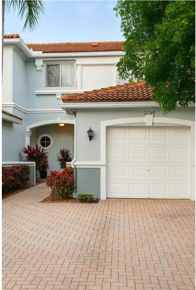 En Venta 2303 CENTER STONE Lane, Riviera Beach, FL 33404, Riviera Beach, FL 33404