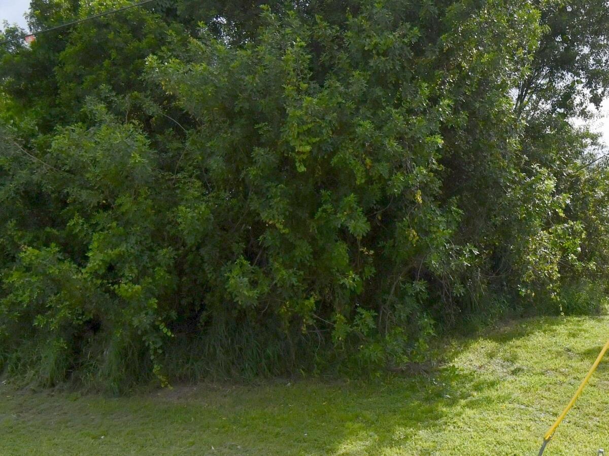 Foto de propiedad en 4078 SW Jarmer Road, Port St. Lucie, FL 34953 Port St. Lucie con MLS# 