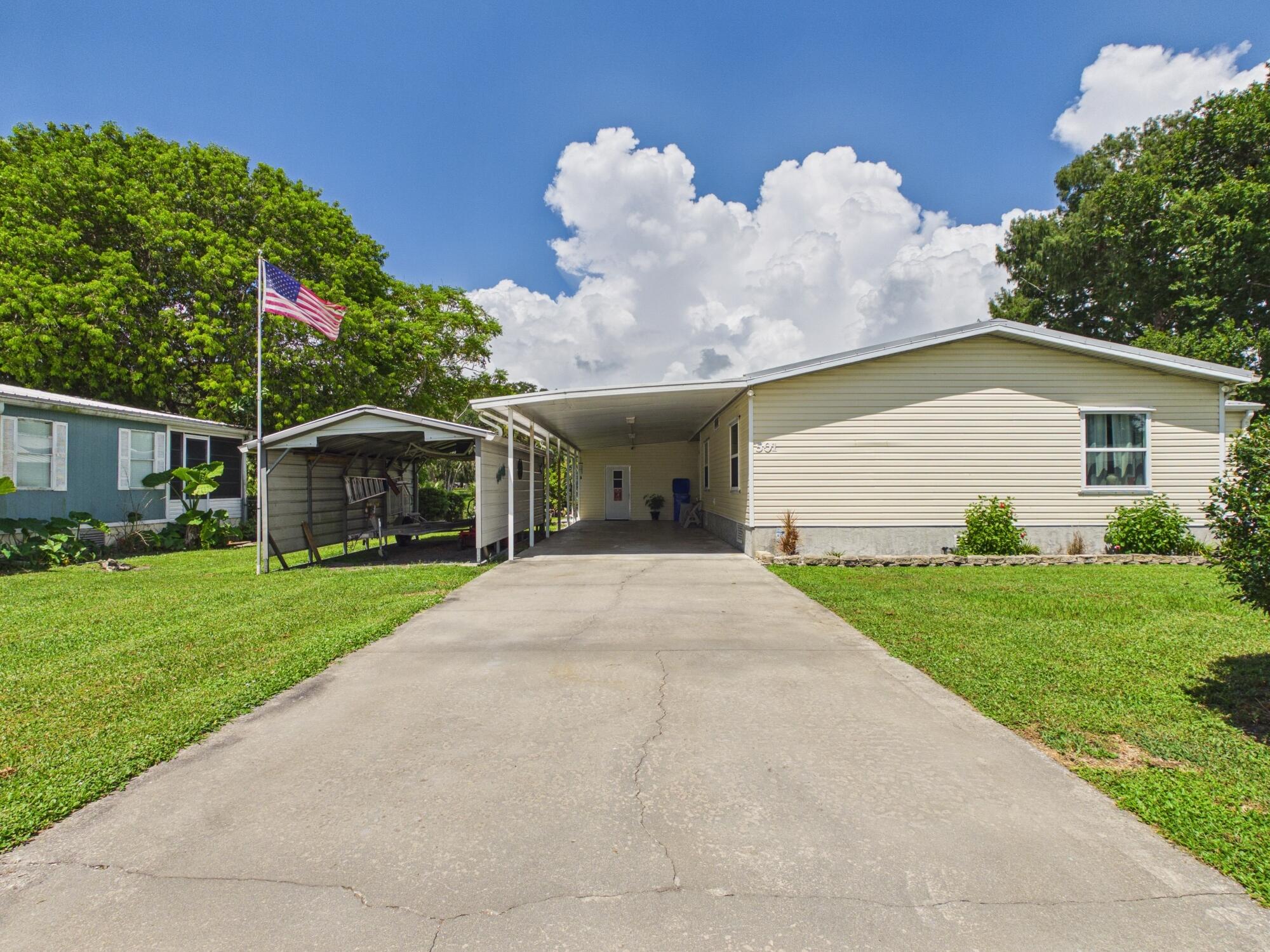 En Venta 501 NE 8TH Avenue, Okeechobee, FL 34972, Okeechobee, FL 34972