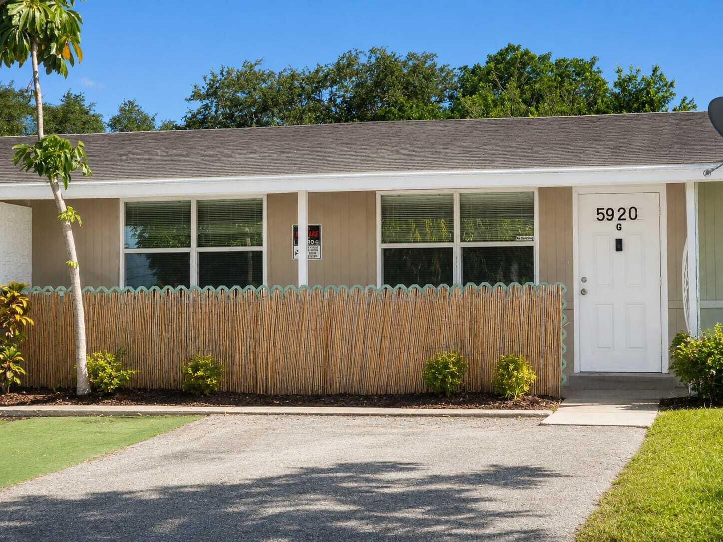 Foto de propiedad en 5920 NW 12TH Street G, Sunrise, FL 33313 Sunrise con MLS# 