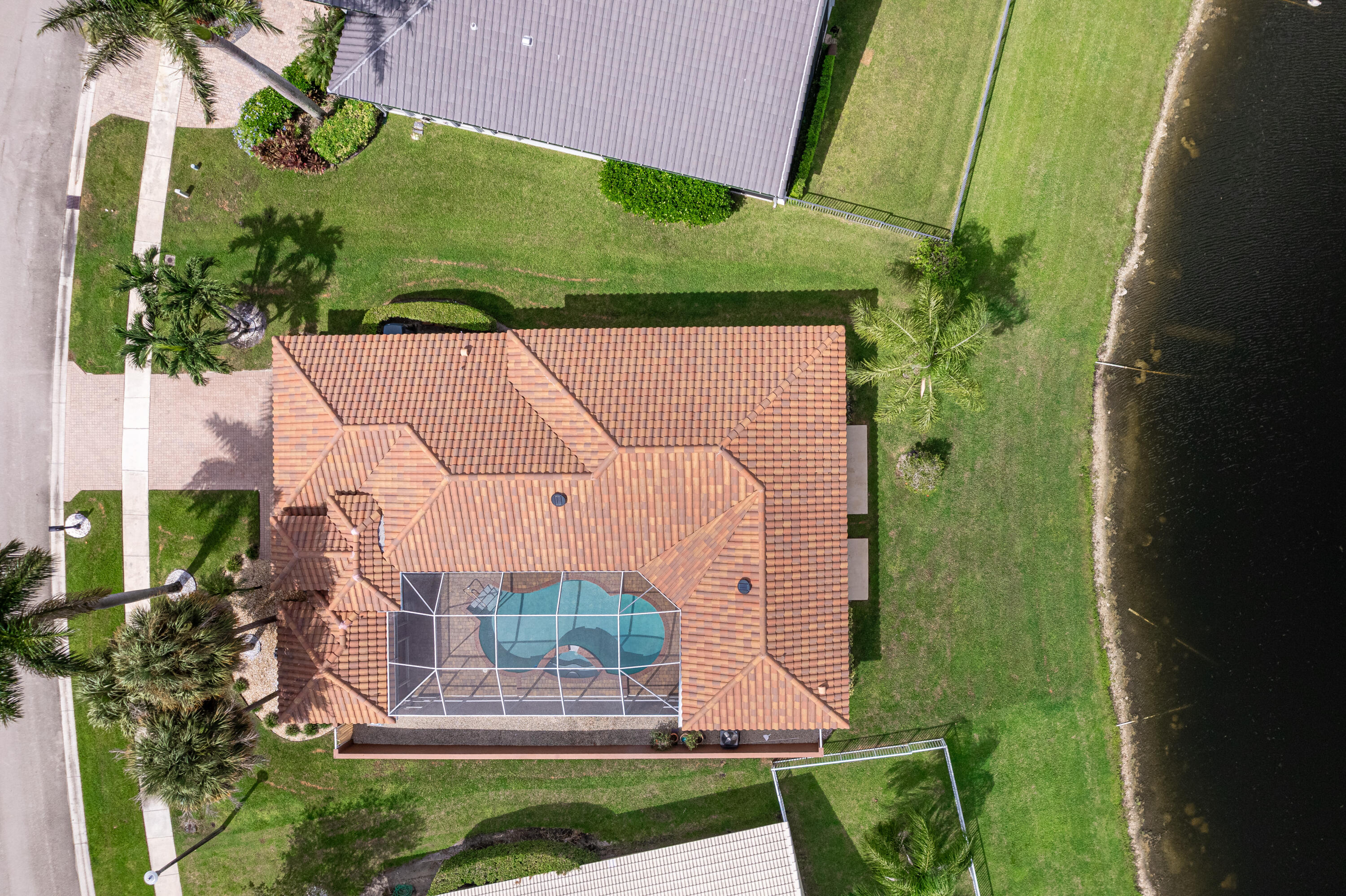 Foto de propiedad en 10599 SAINT THOMAS Drive, Boca Raton, FL 33498 Boca Raton con MLS# 