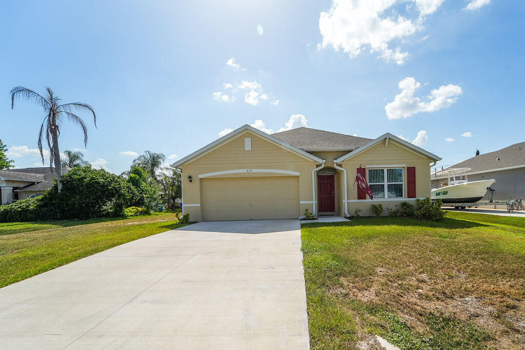 En Venta 619 BALBOA Street, Sebastian, FL 32958, Sebastian, FL 32958