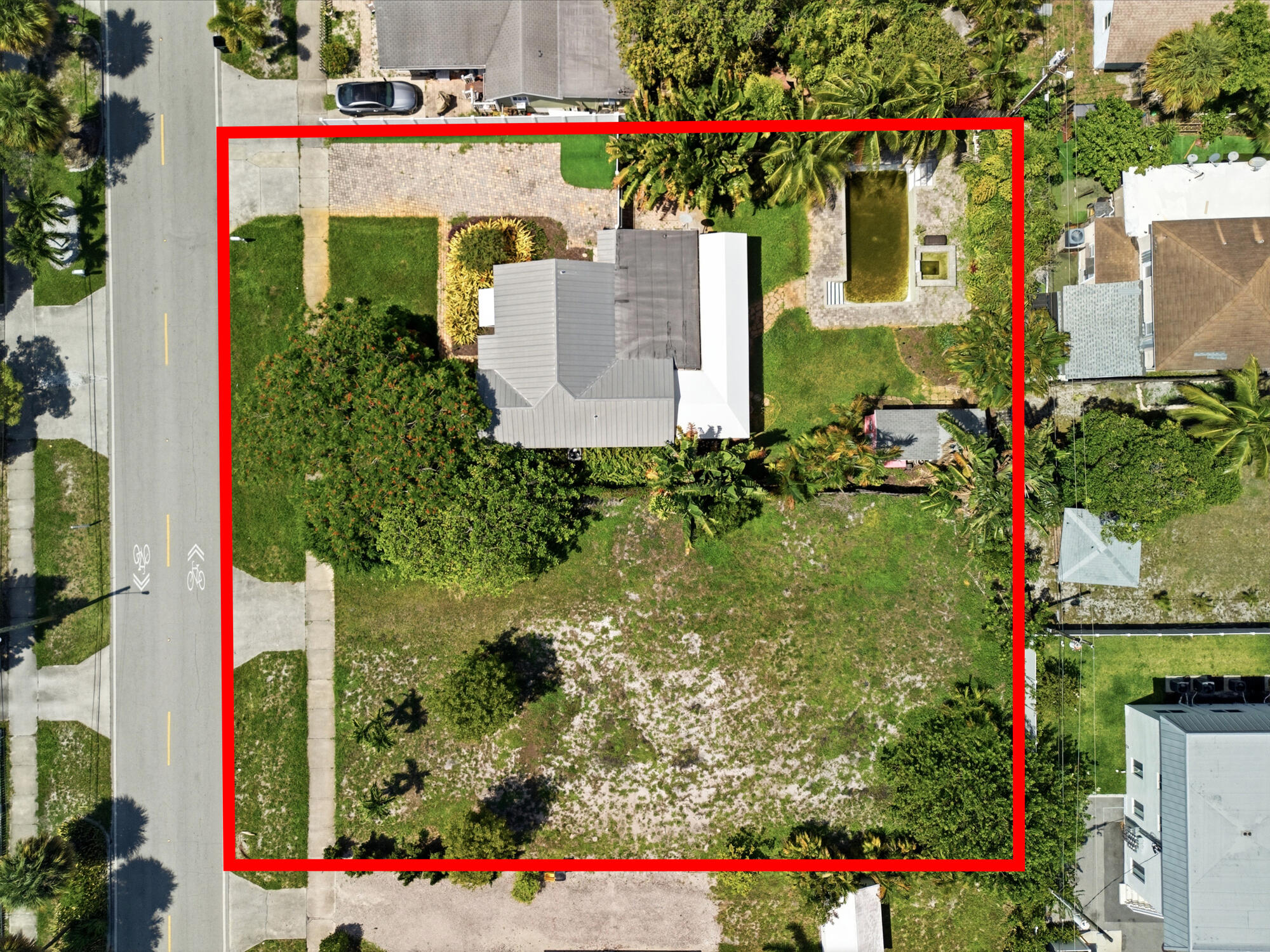 Foto de propiedad en 227/233 S Swinton Avenue, Delray Beach, FL 33444 Delray Beach con MLS# 