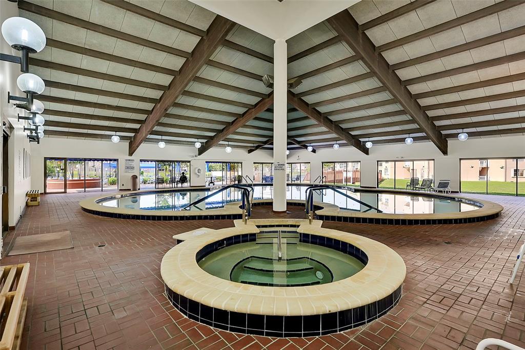 Foto de propiedad en 9801 Sunrise Lakes Boulevard 208, Sunrise, FL 33322 Sunrise con MLS# 