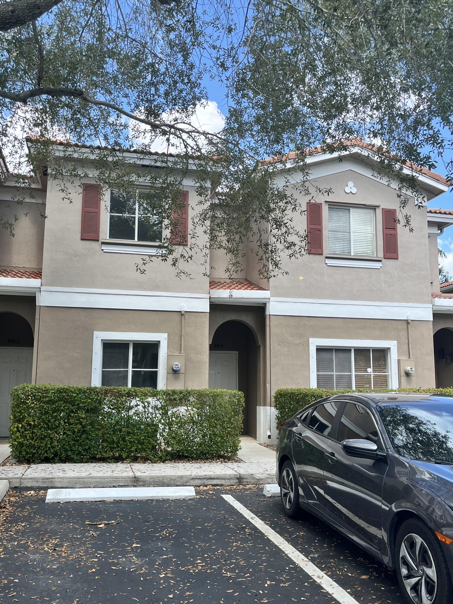 En Venta 4414 WOODLAND Circle, Tamarac, FL 33319, Tamarac, FL 33319