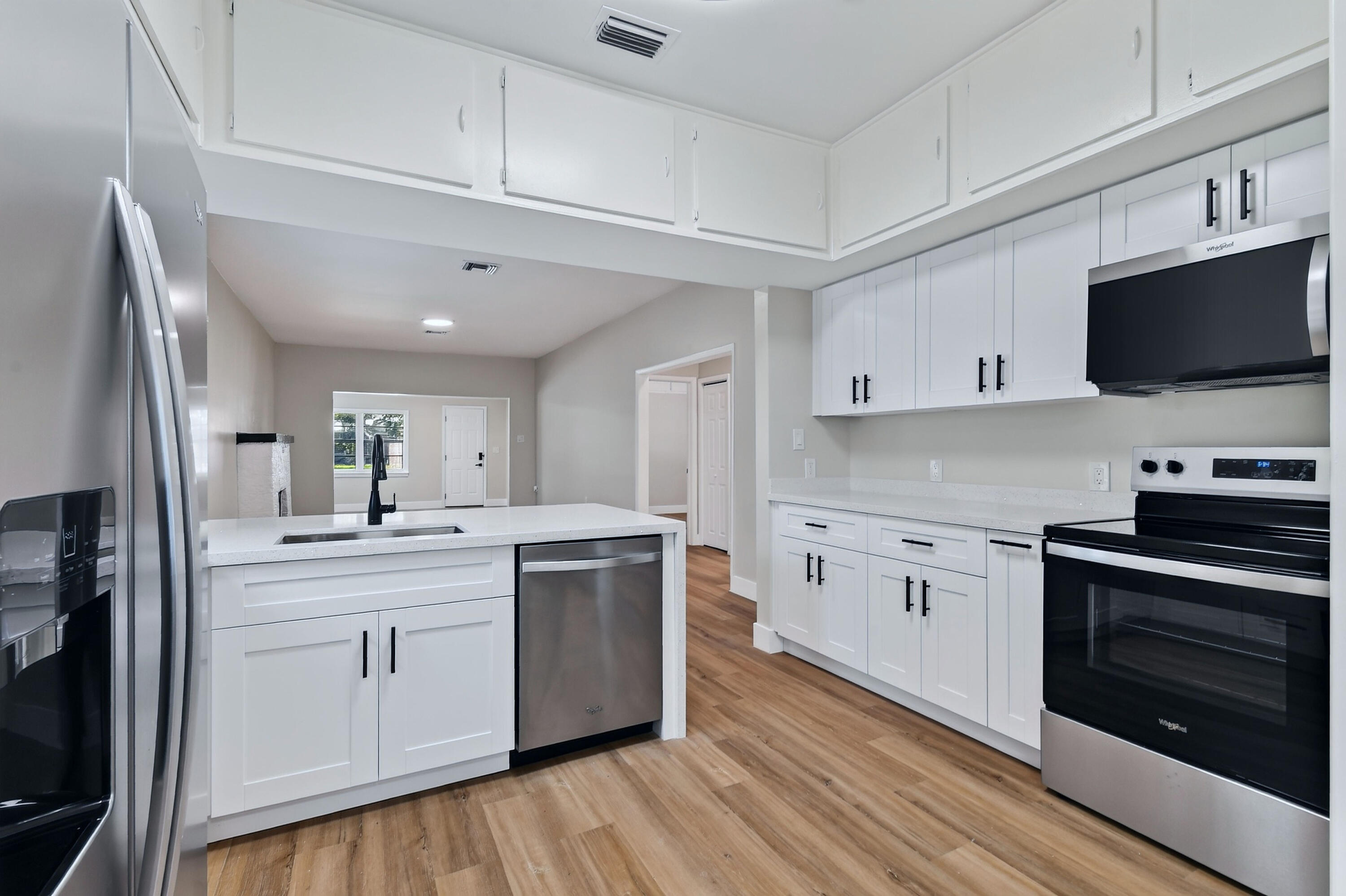 En Renta 3714 Henry Avenue, West Palm Beach, FL 33405, West Palm Beach, FL 33405