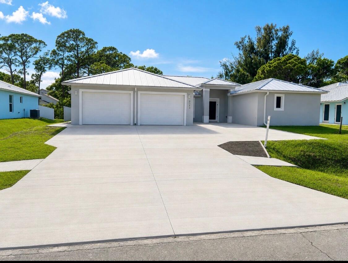 En Venta 5913 Seagrape Drive, Fort Pierce, FL 34982, Fort Pierce, FL 34982