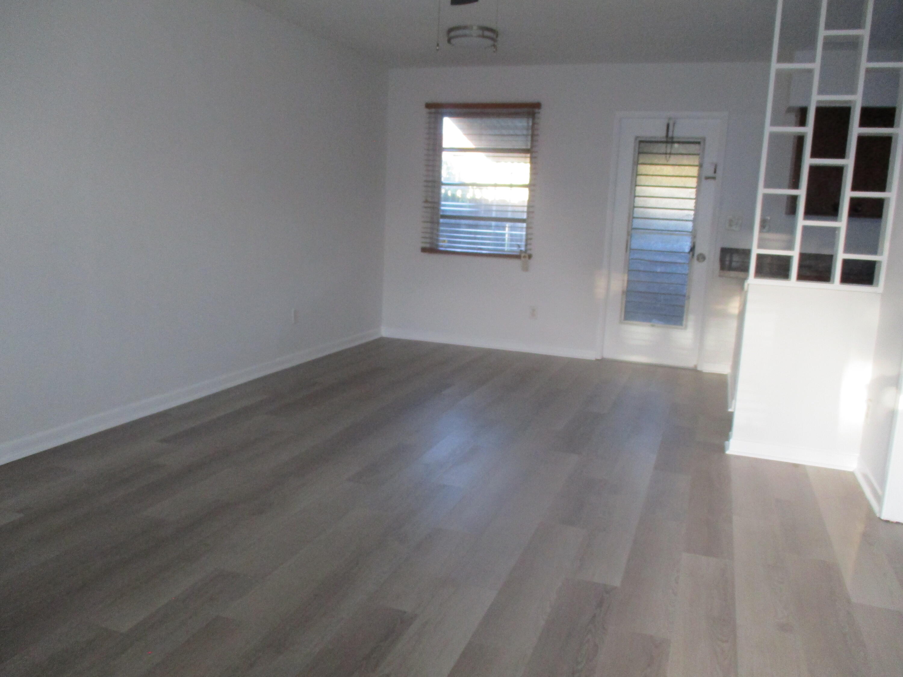Foto de propiedad en 2640 Pierce Street 9, Hollywood, FL 33020 Hollywood con MLS# 