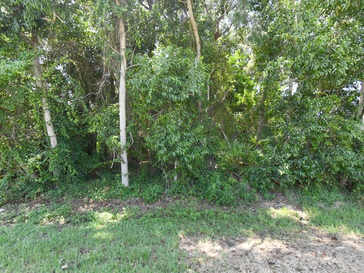 En Venta 6421 NW FRIENDLY Circle, Port St. Lucie, FL 34983, Port St. Lucie, FL 34983