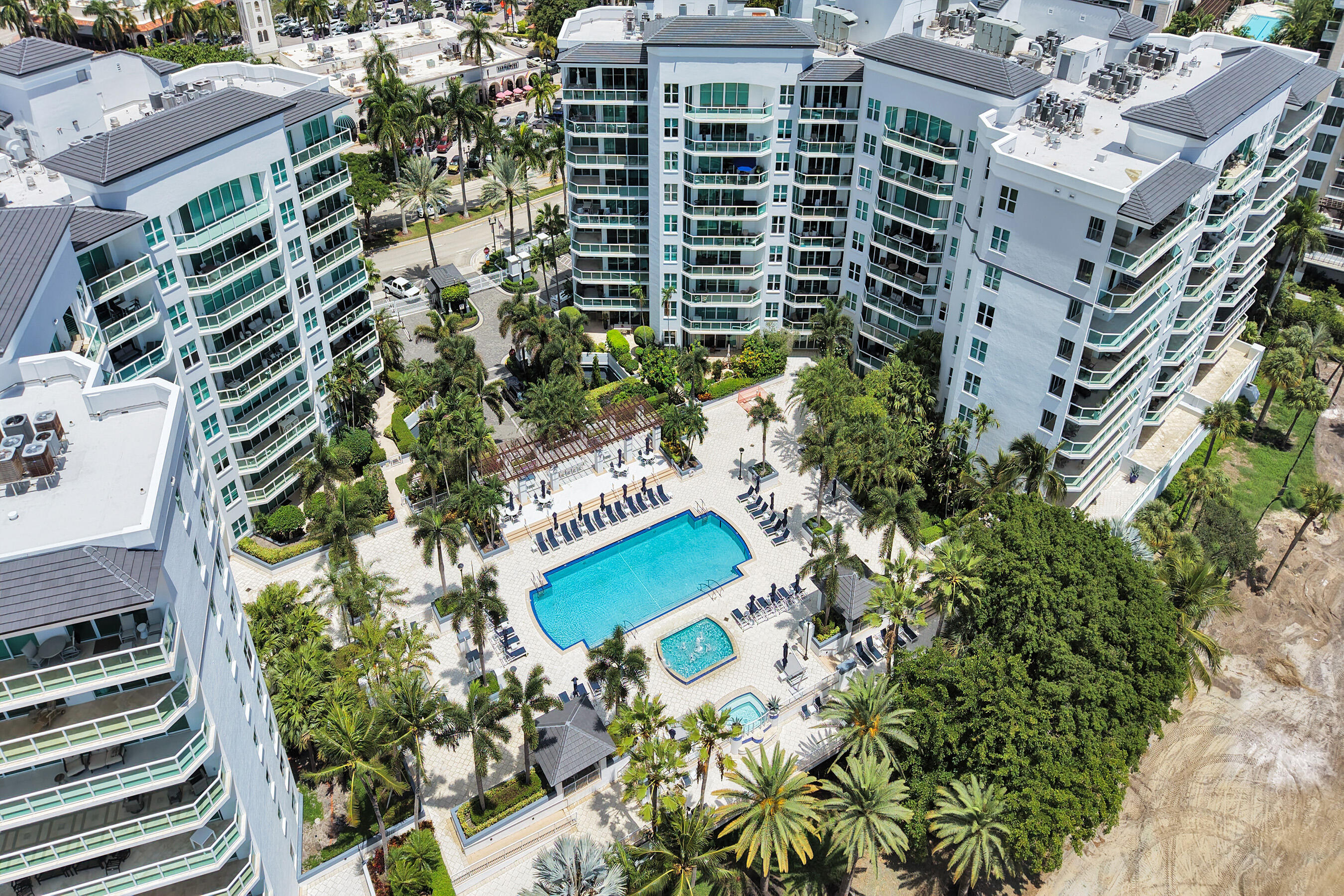 Foto de propiedad en 550 SE Mizner Boulevard B506, Boca Raton, FL 33432 Boca Raton con MLS# 