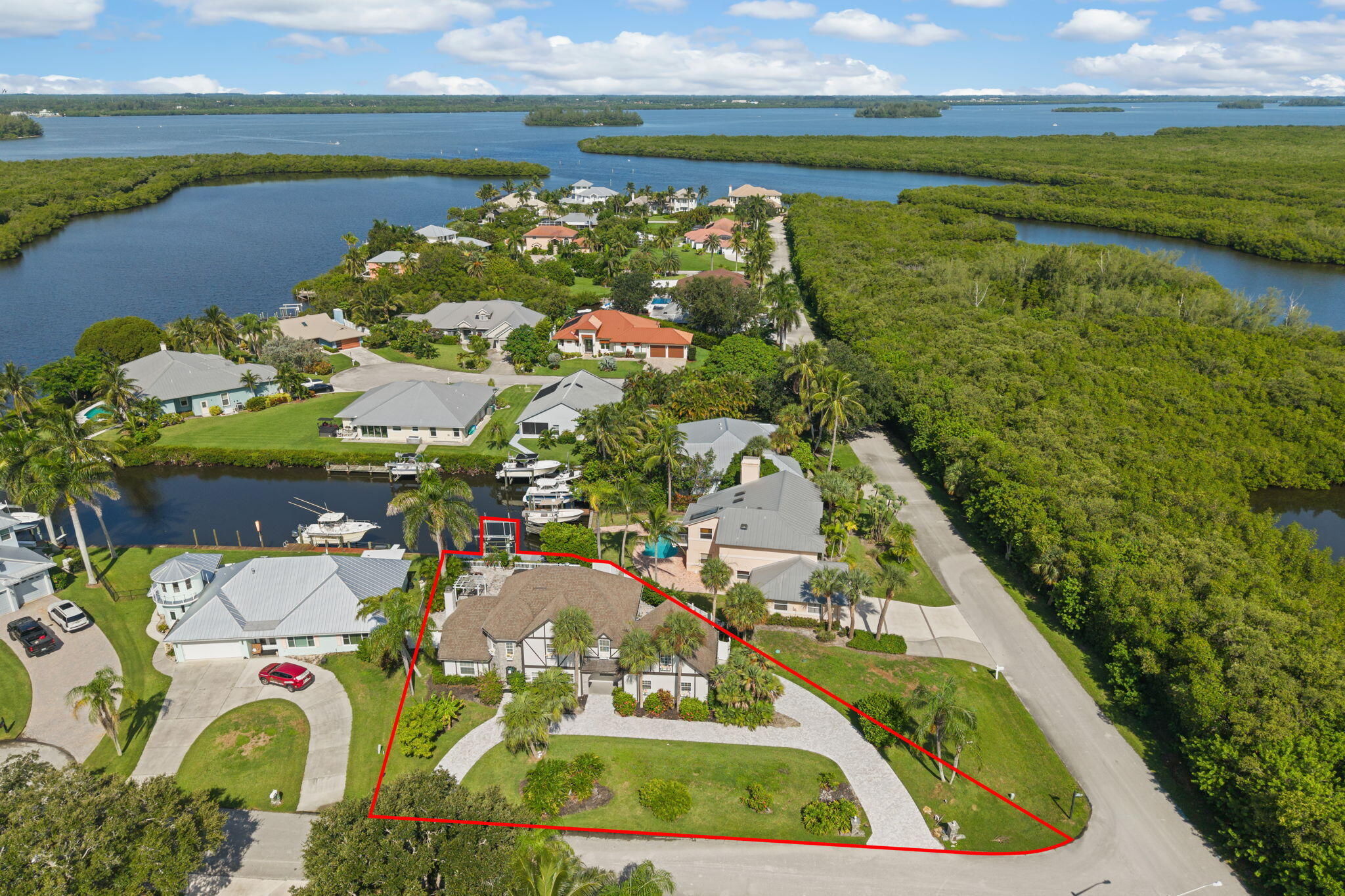 En Renta 121 Queen Eugenia Court, Fort Pierce, FL 34949, Fort Pierce, FL 34949