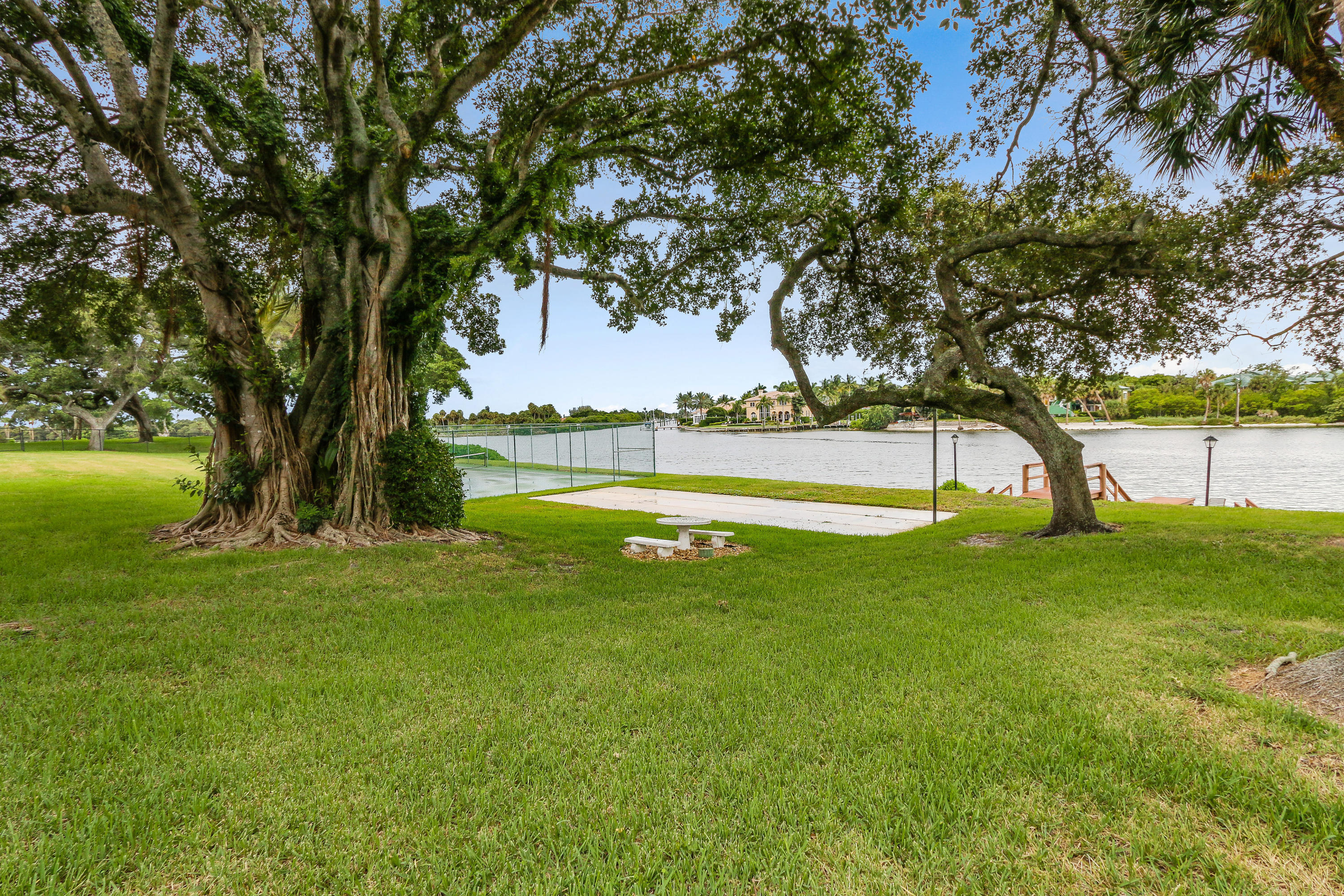 En Venta 386 GOLFVIEW Road D, North Palm Beach, FL 33408, North Palm Beach, FL 33408