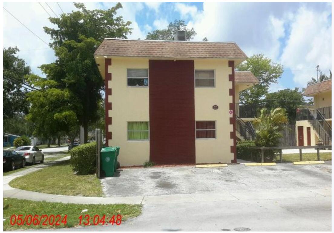 Foto de propiedad en 3821 SW 60TH Avenue, Davie, FL 33314 Davie con MLS# 
