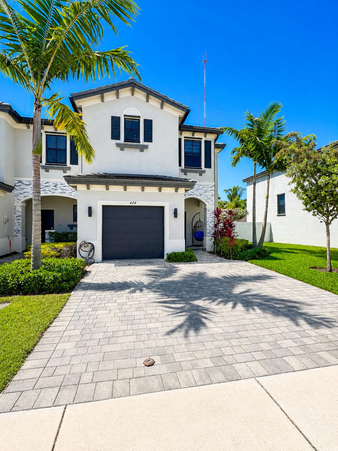 En Venta 424 NW 203RD Terrace, Miami Gardens, FL 33169, Miami Gardens, FL 33169