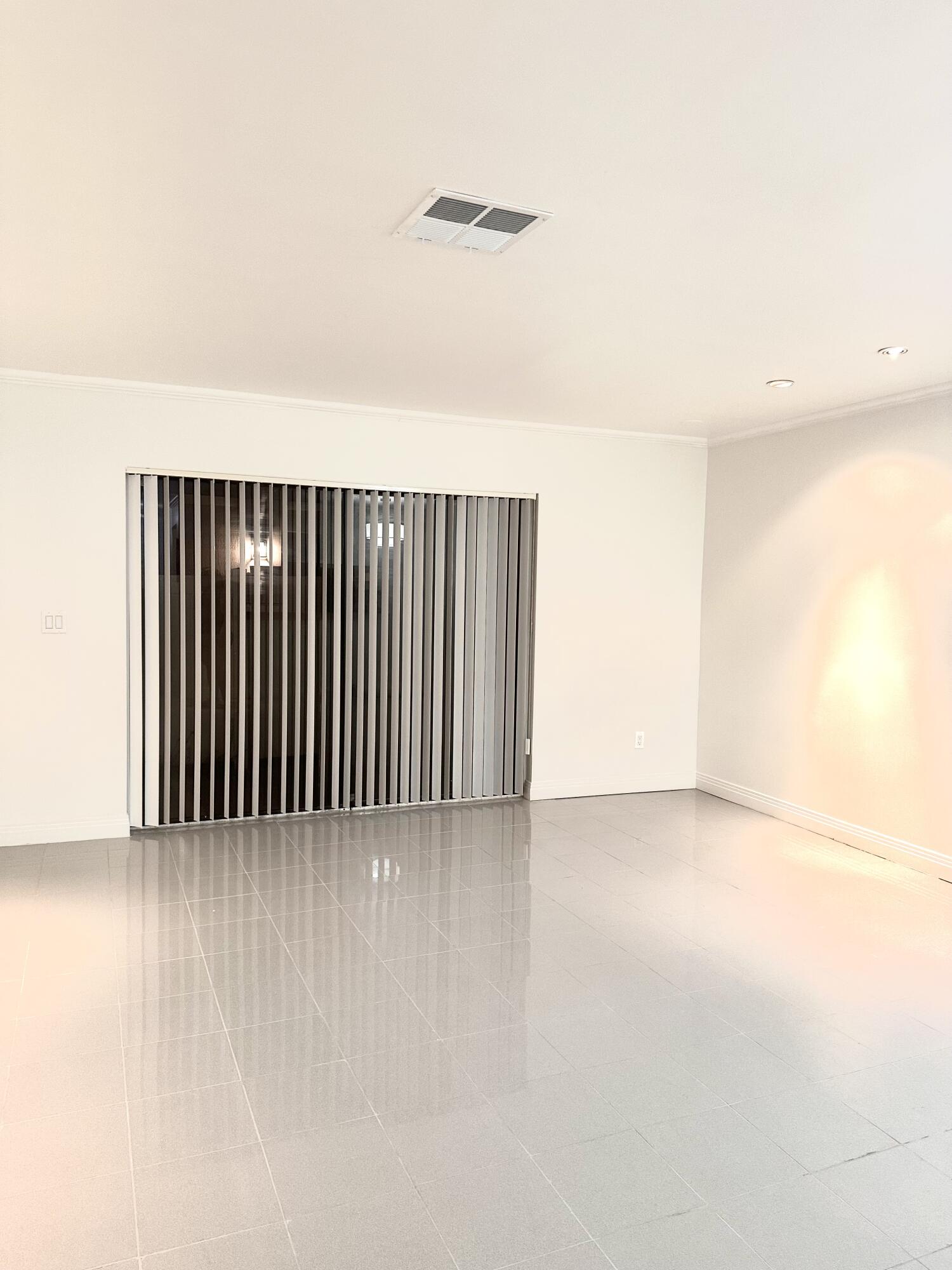 En Venta 11605 NW 11TH Street, Pembroke Pines, FL 33026, Pembroke Pines, FL 33026