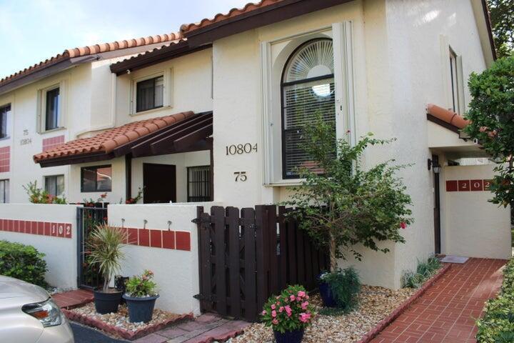 Foto de propiedad en 10804 BAHAMA PALM Way 102, Boynton Beach, FL 33437 Boynton Beach con MLS# 