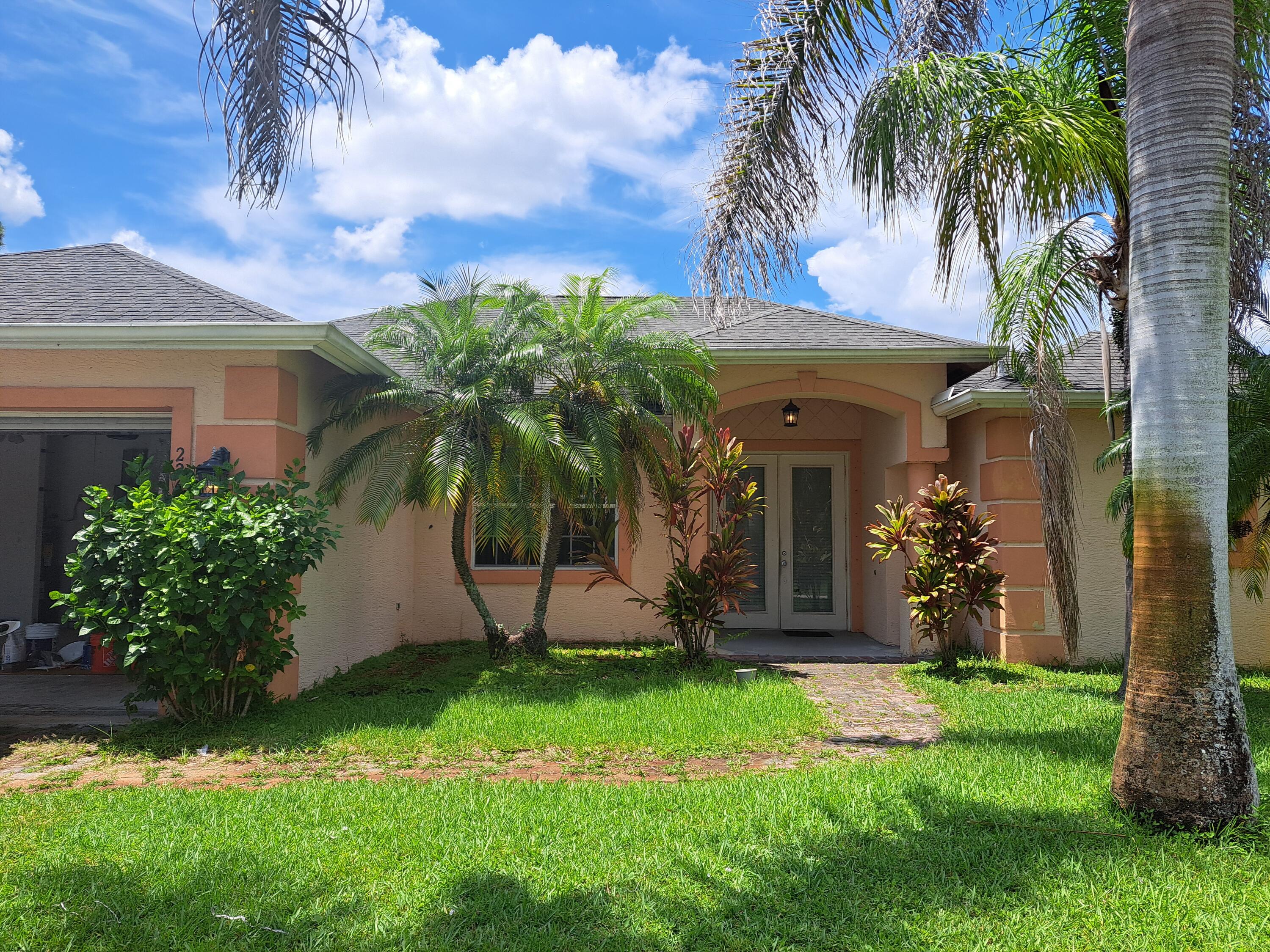En Venta 2262 SE Glover Street, Port St. Lucie, FL 34984, Port St. Lucie, FL 34984