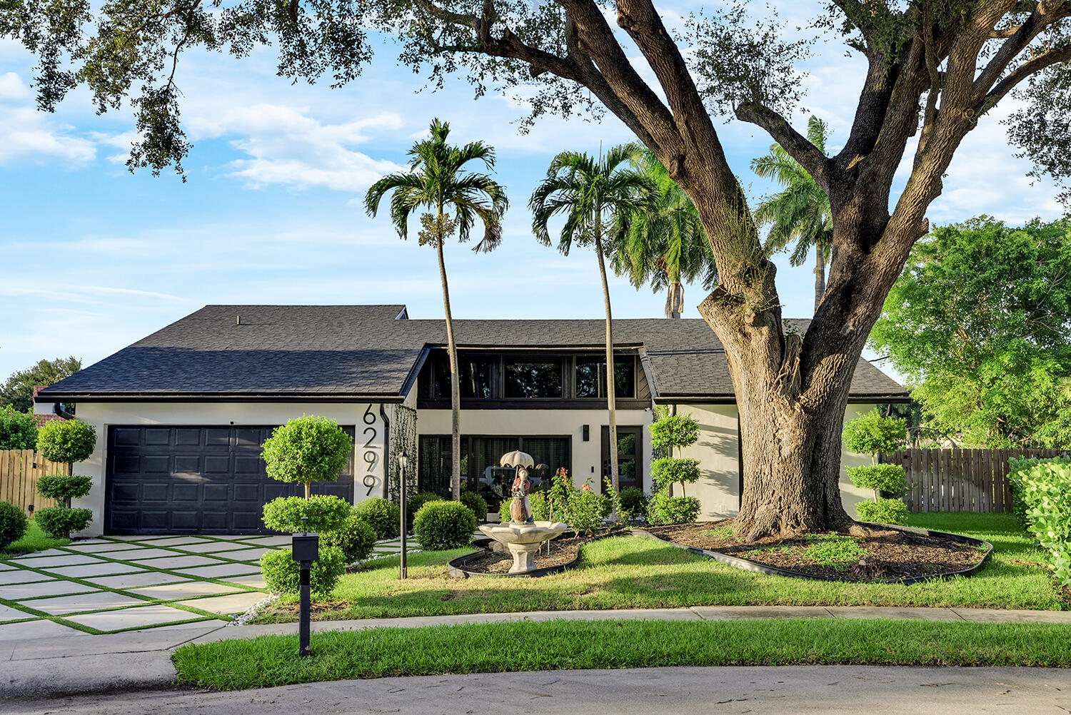 Foto de propiedad en 6299 Hollandaire Drive E, Boca Raton, FL 33433 Boca Raton con MLS# 