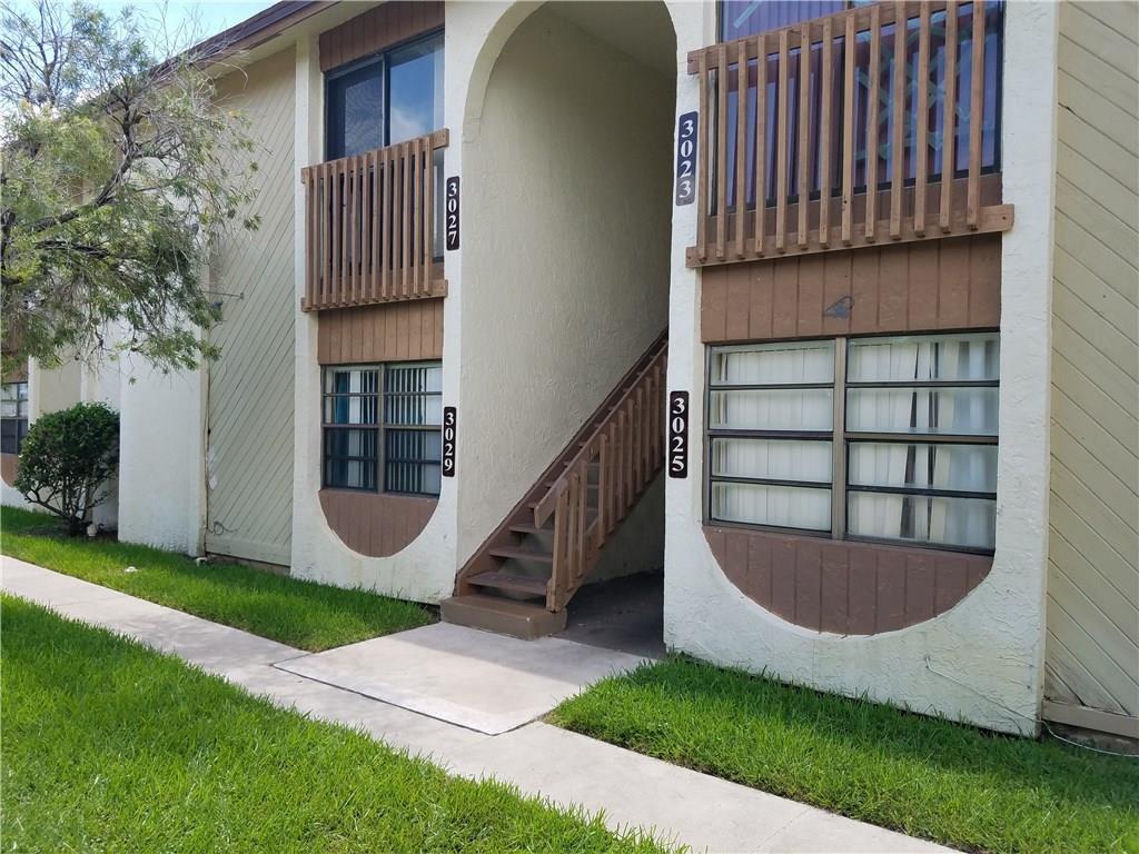 Foto de propiedad en 3027 NW 118TH Drive 220D, Coral Springs, FL 33065 Coral Springs con MLS# 