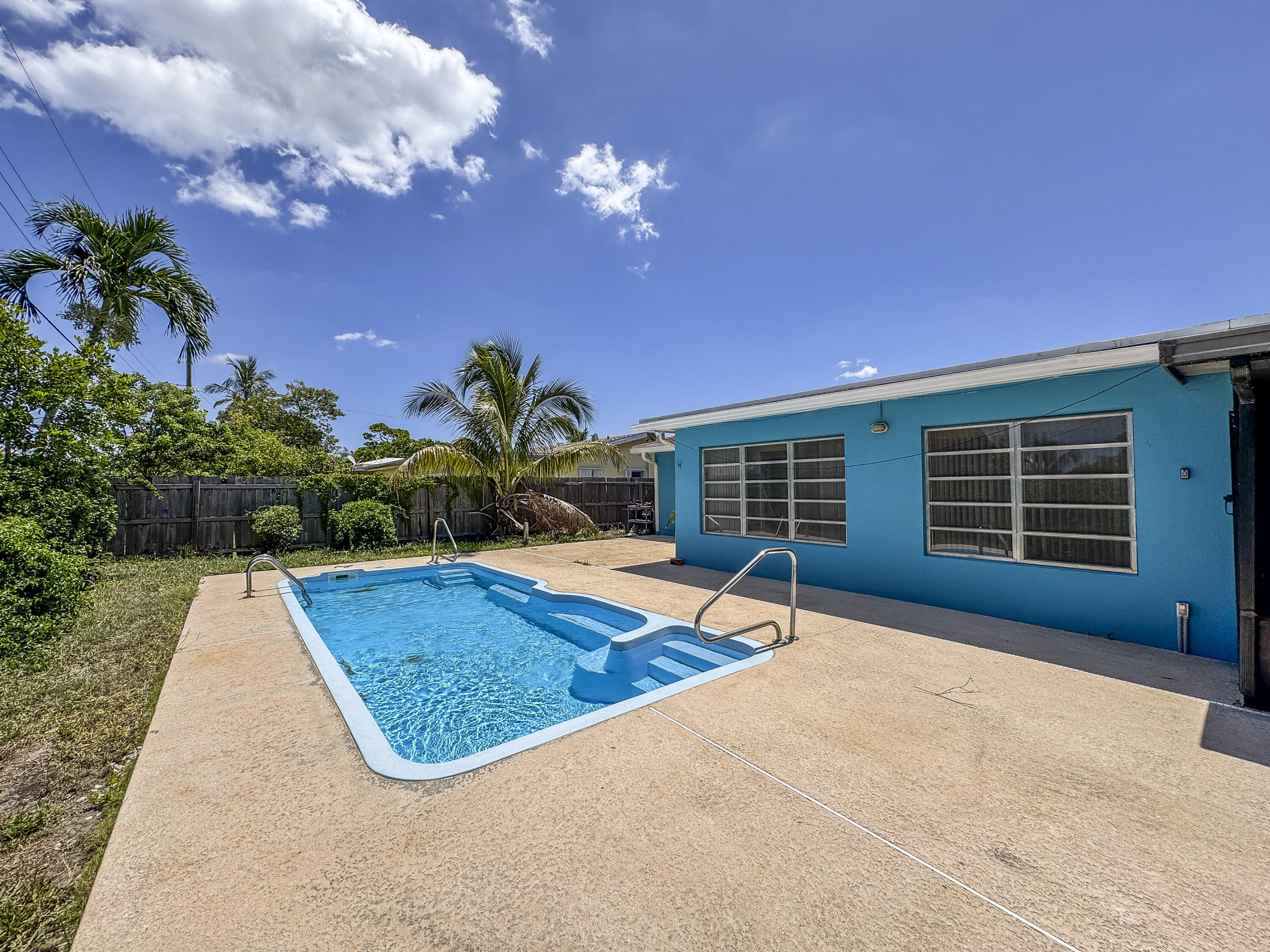 En Renta 1326 Lake Erie Drive, Lake Worth, FL 33461, Lake Worth, FL 33461